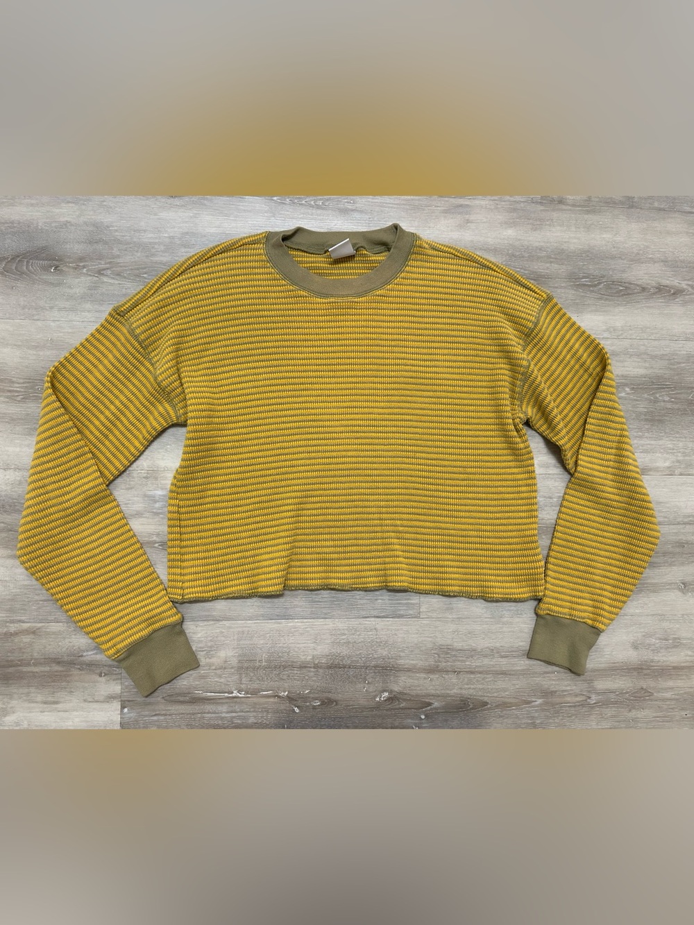 TNA Aritzia, Women’s Medium Cropped Striped Long-sleeve, Yellow & Green